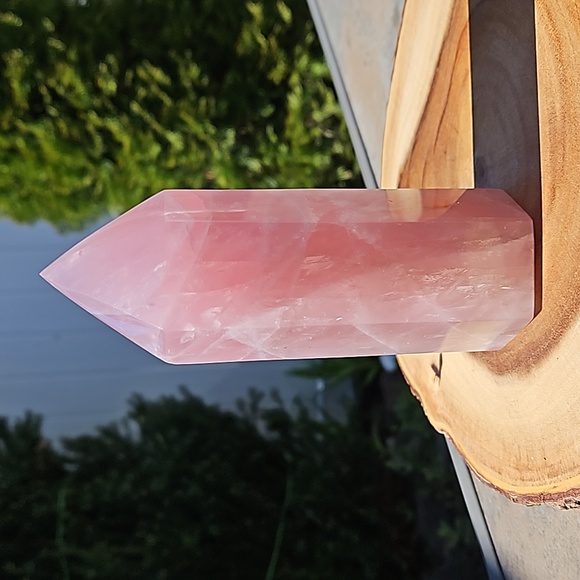 XL Rose Quartz Tower Super Saturated High Quality 900 grams 6.5" - Picture 7 of 7